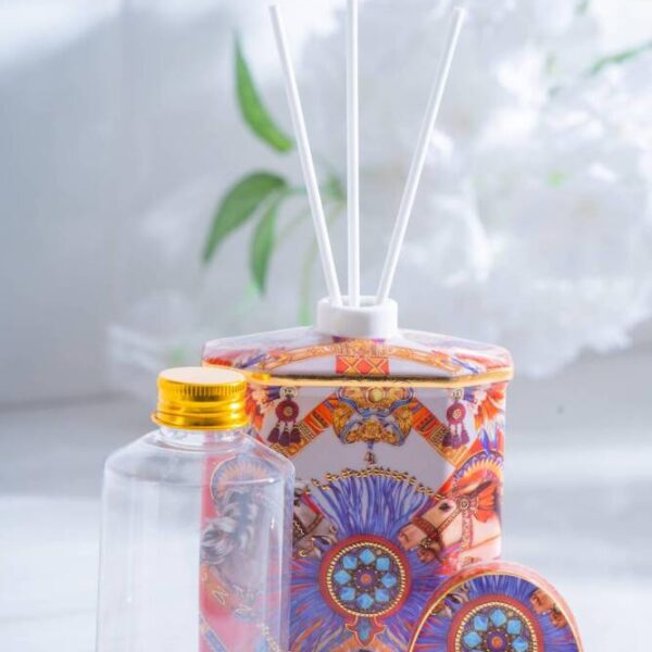 Whisper At Figürlü Dekoratif Koku Şişesi